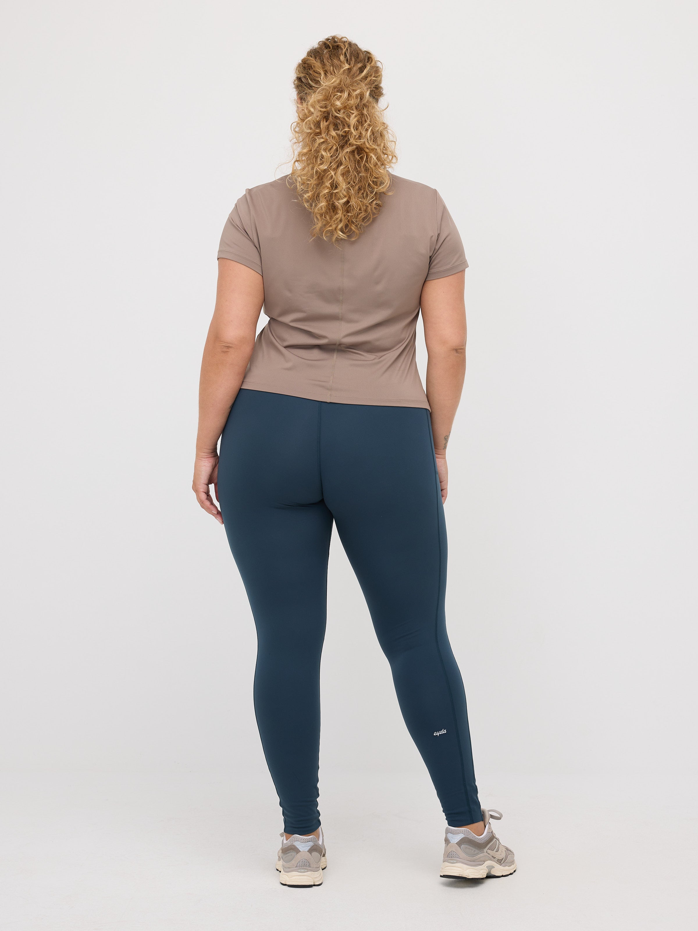 Chloe Tee
