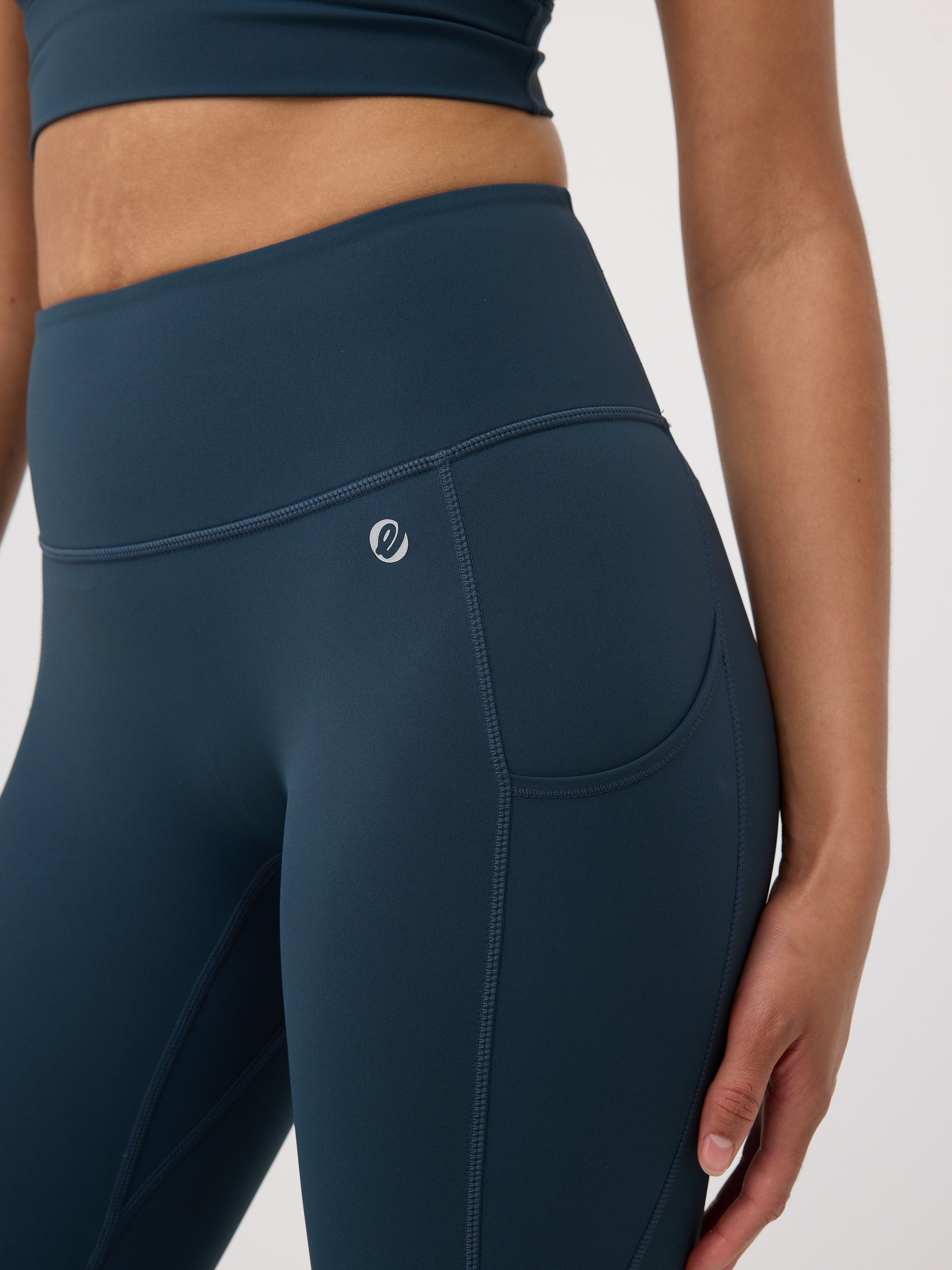 Ellie Ultralight Pocket Leggings