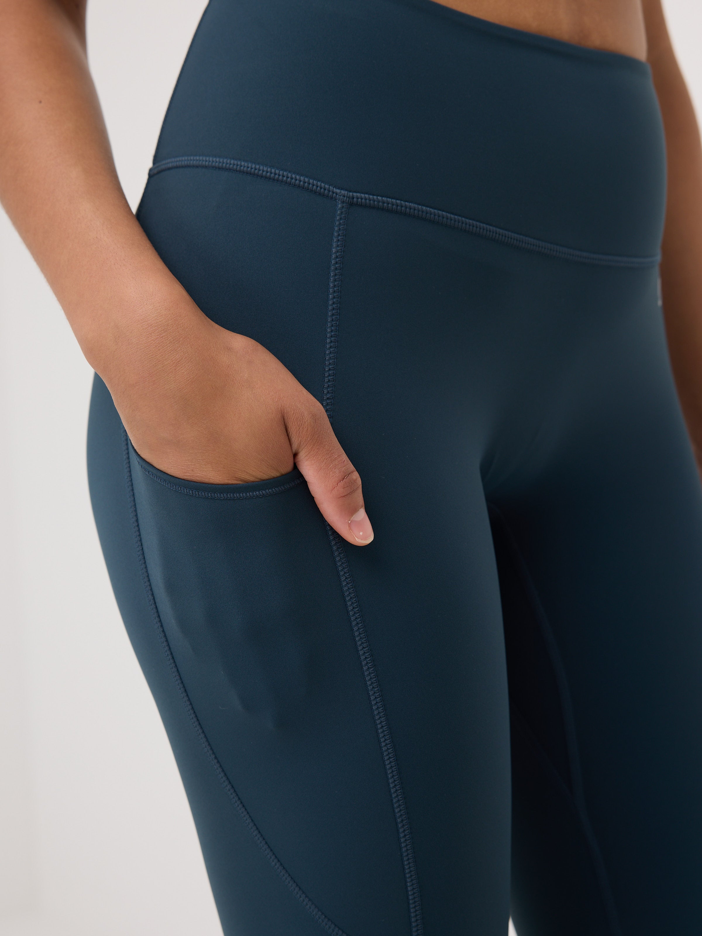 Ellie Ultralight Pocket Leggings