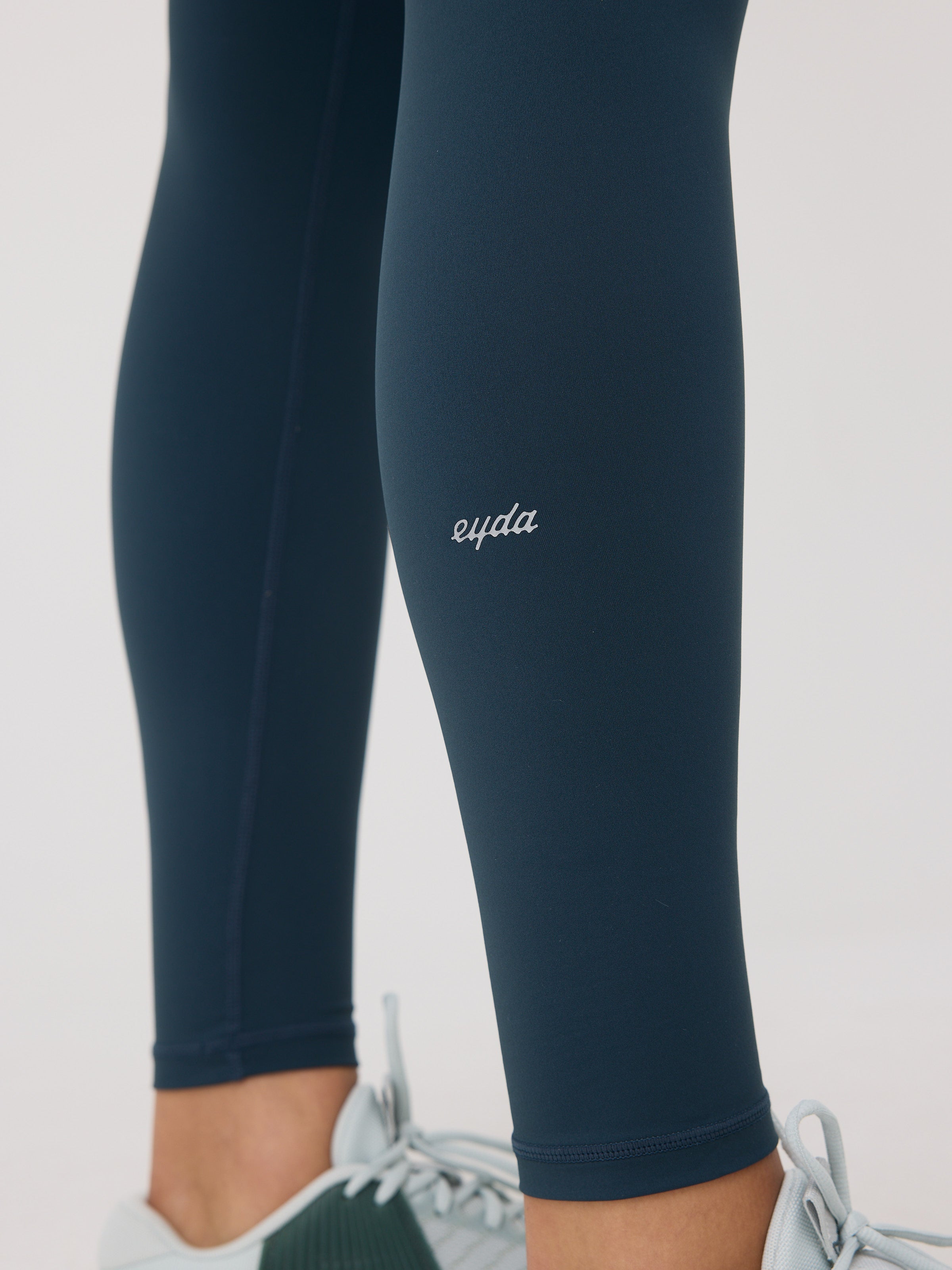 Ellie Ultralight Pocket Leggings