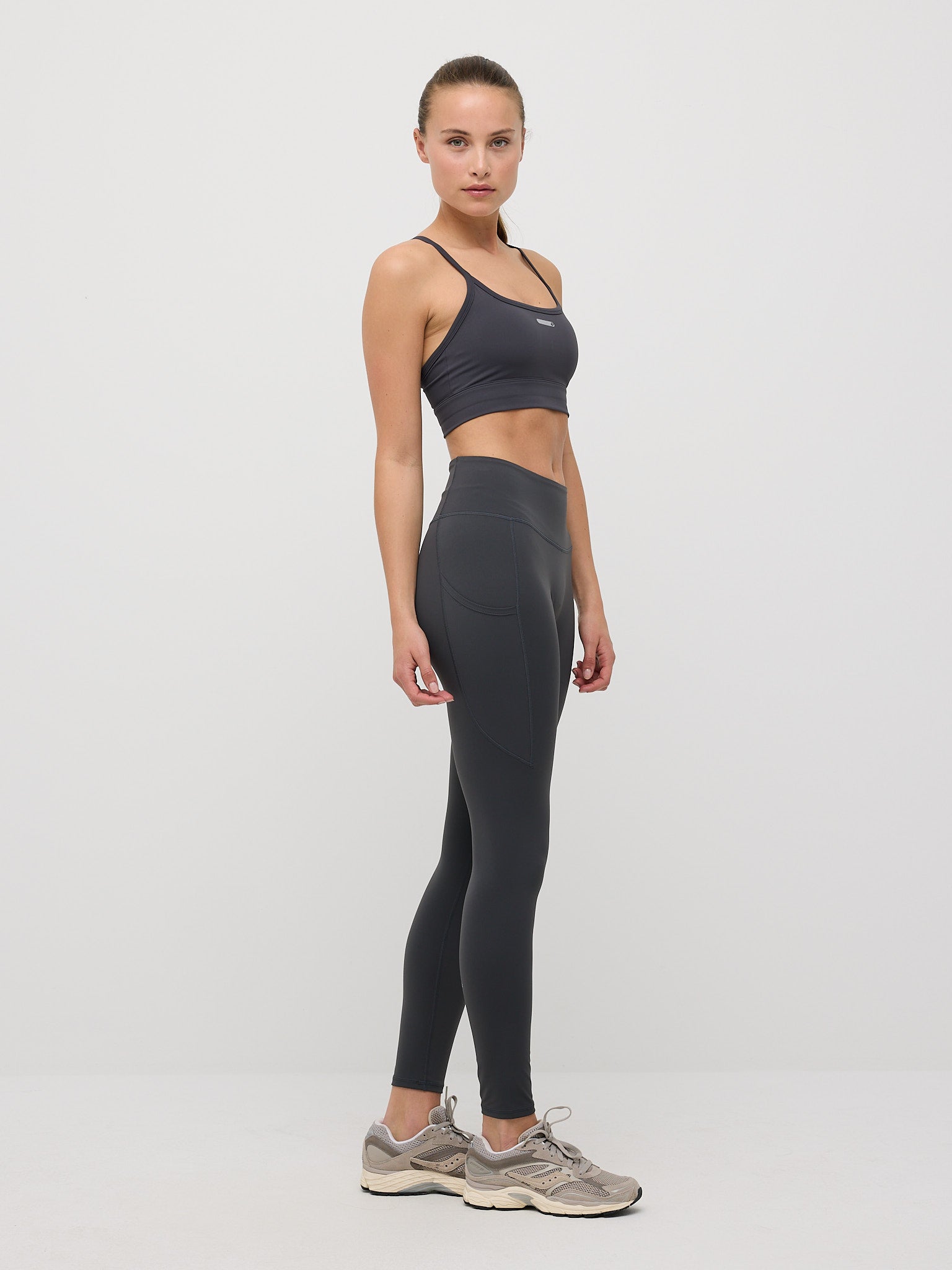 Ellie Ultralight Pocket Leggings