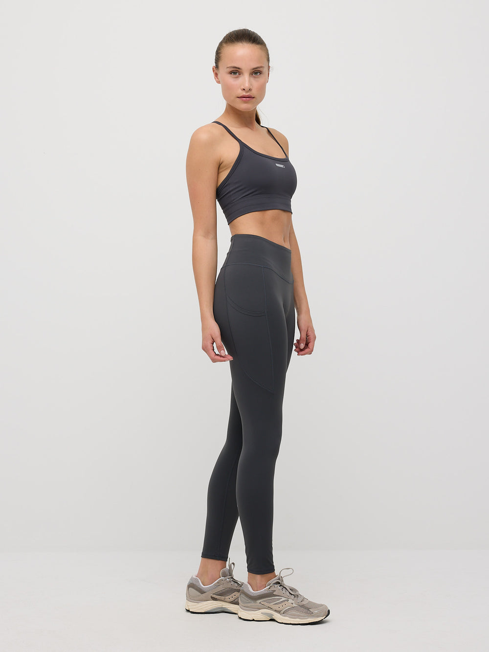 Ellie Ultralight Pocket Leggings