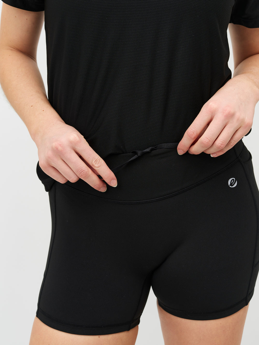 Jadie Complete Pocket Shorts