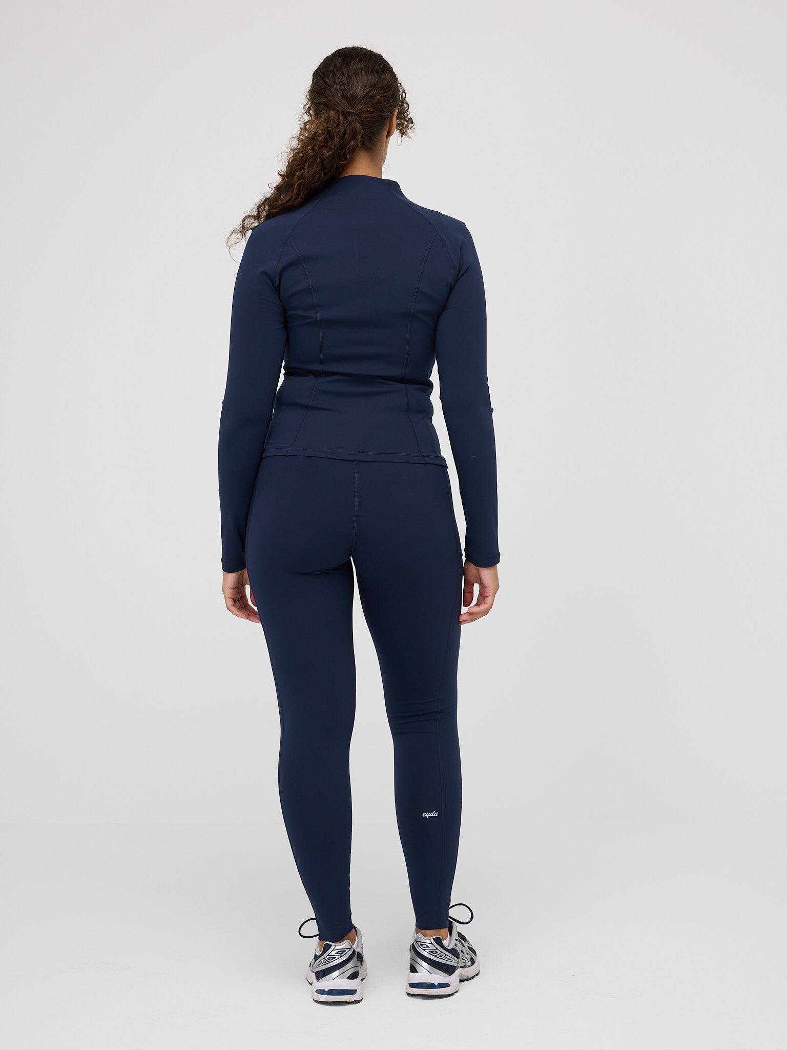 Caya Zip Long Sleeve