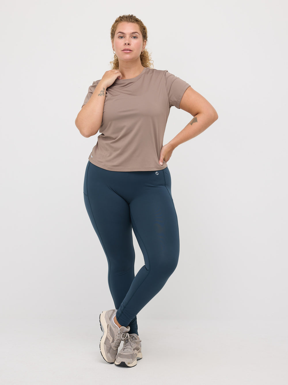 Chloe Tee