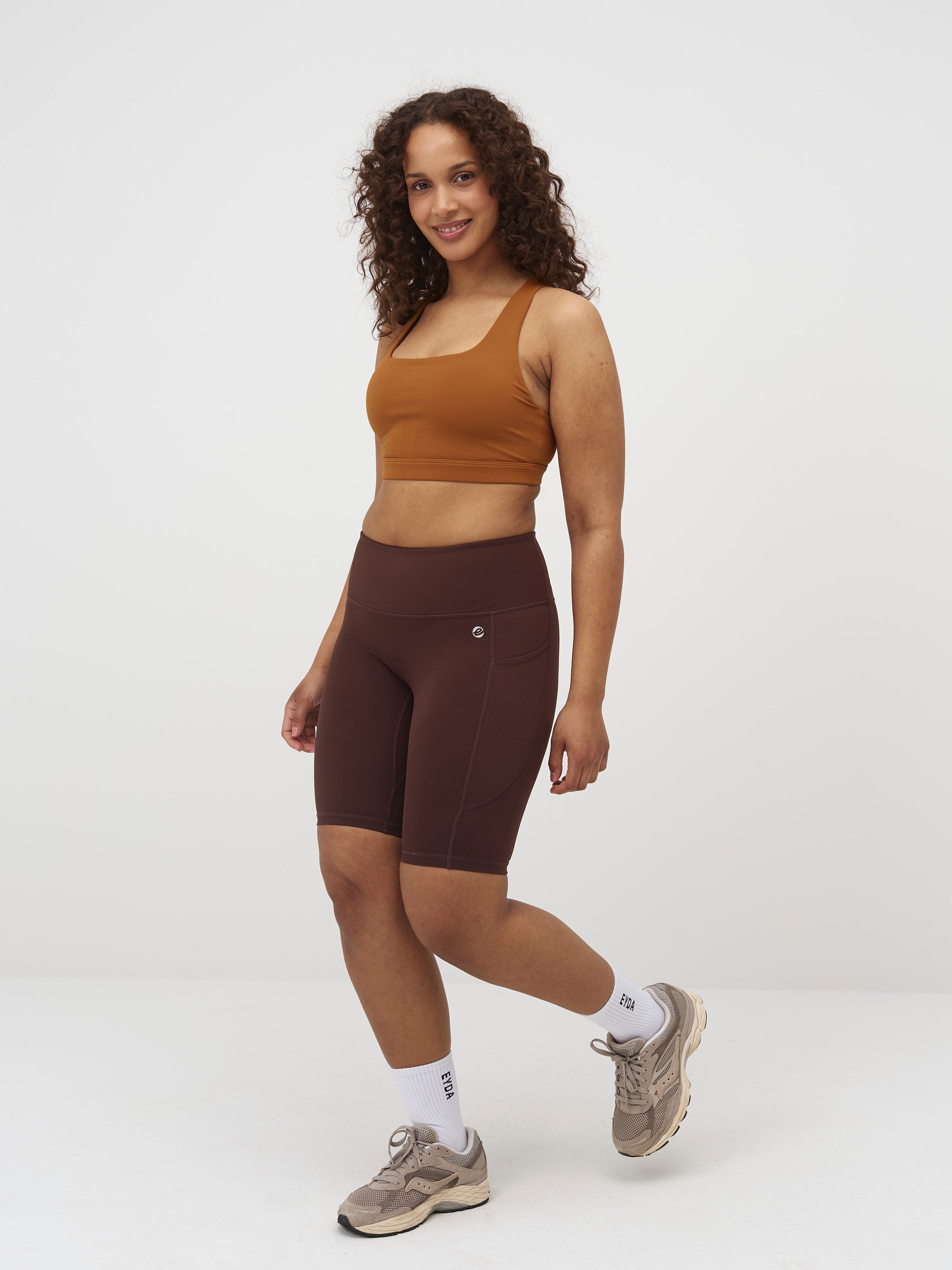 Ellie Ultralight Pocket Long Shorts 9,5"