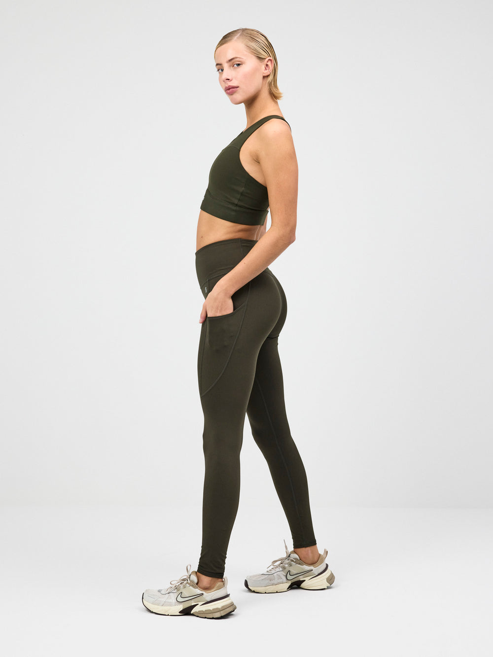 Ellie Ultralight Pocket Leggings