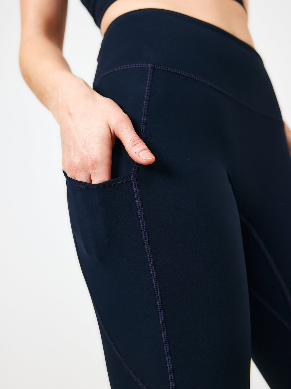 Ellie Ultralight Pocket Leggings